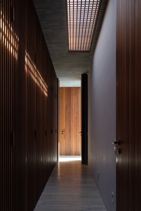LA SECRETA HOUSE